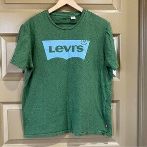 Levi’s Green Logo Spell Out T-shirt Shorts Sleeve Mens Size XL